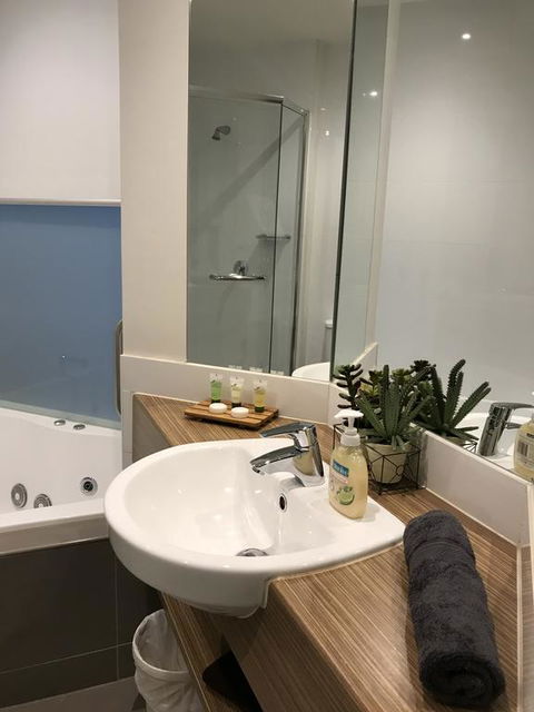 Waterfront@Waves - Accommodation Georgetown 2