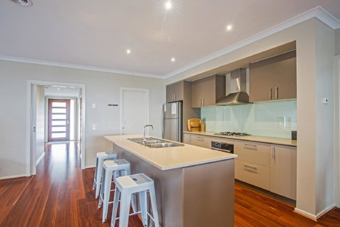 Nautical Rise Torquay - Accommodation Georgetown 6