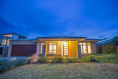 Nautical Rise Torquay - Accommodation Georgetown 2