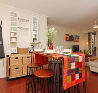 Colour Pop Fitzroy - 3 bedroom pet friendly - Accommodation Georgetown