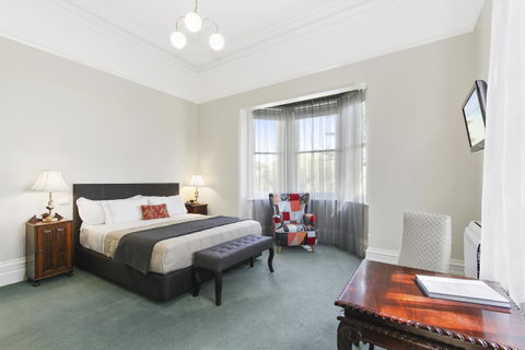 The Riversleigh - Accommodation Georgetown 13
