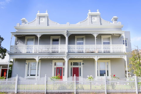 The Riversleigh - Accommodation Georgetown 21