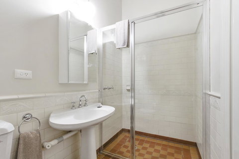 The Riversleigh - Accommodation Georgetown 6