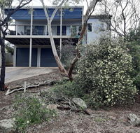 Elevated Holiday House Overlooks Tranquil Wetlands - Accommodation Georgetown