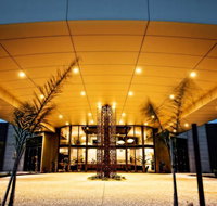 Quality Suites Seasons 5 - Accommodation Georgetown