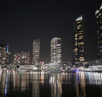 Auzzie Apartments Docklands Melbourne - Accommodation Georgetown