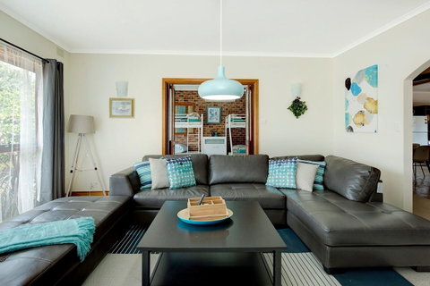 Sunryes Beach House - Accommodation Georgetown 1