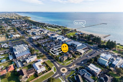 Sunryes Beach House - Accommodation Georgetown 0