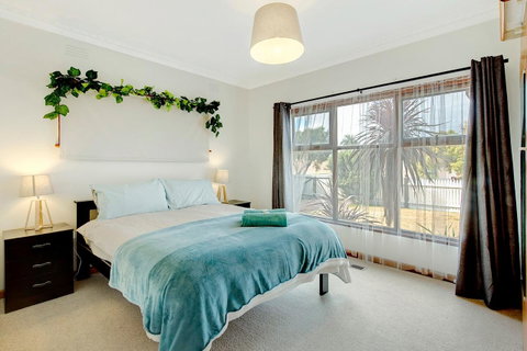 Sunryes Beach House - Accommodation Georgetown 11