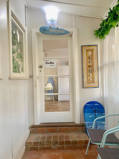 Sunryes Beach House - Accommodation Georgetown 27