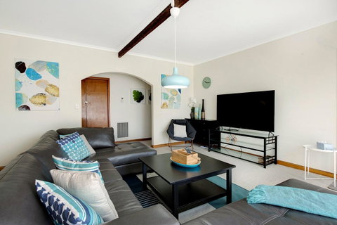 Sunryes Beach House - Accommodation Georgetown 2