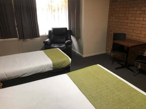 National Hotel Complex Bendigo - Accommodation Georgetown 3