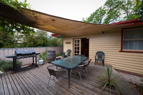 National Hotel Complex Bendigo - Accommodation Georgetown 7