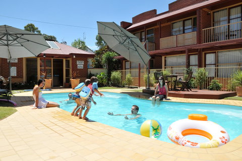 National Hotel Complex Bendigo - Accommodation Georgetown 12