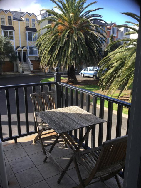 At The Beach Apartments - Accommodation Georgetown 10
