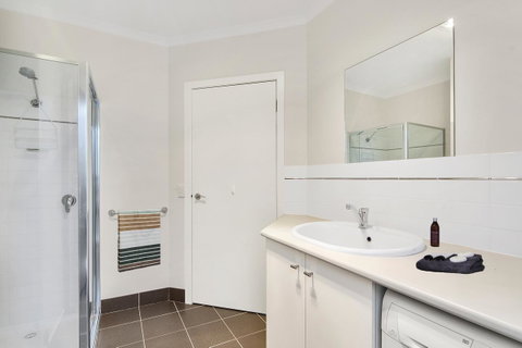 Bask At The Glade - Rejuvenate Stays - Accommodation Georgetown 13