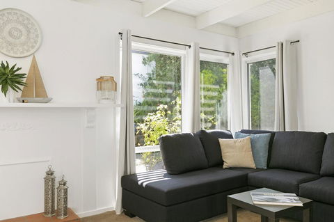 Mysa Anglesea Sleeps 7 WiFi SmartTV Cafes Shops - Accommodation Georgetown 0