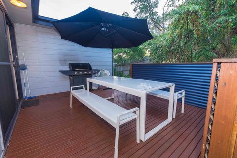Demure Charm - Accommodation Georgetown 1