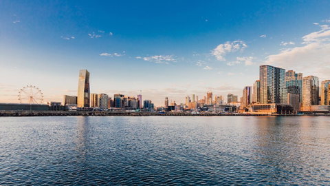 Docklands Waterfront Luxury Villa - Accommodation Georgetown 15