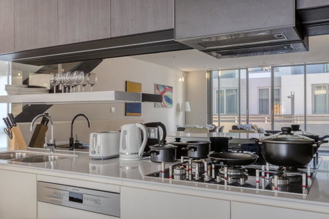 Docklands Waterfront Luxury Villa - Accommodation Georgetown 29