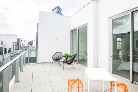Docklands Waterfront Luxury Villa - Accommodation Georgetown 37