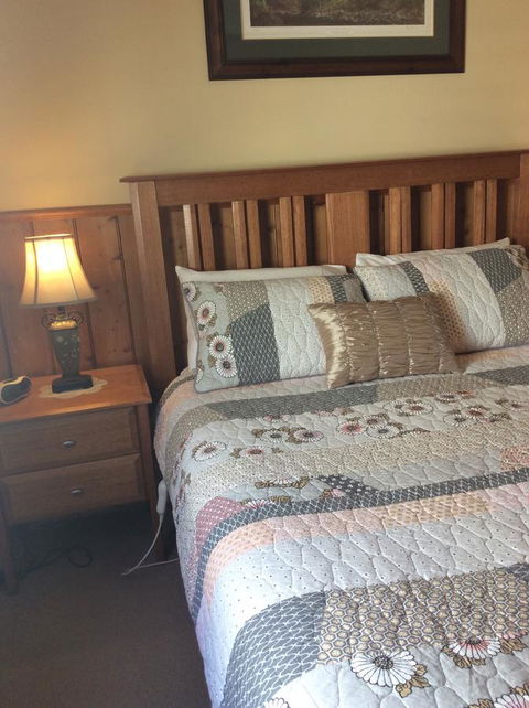 Airleigh-Rose Cottage - Accommodation Georgetown 9