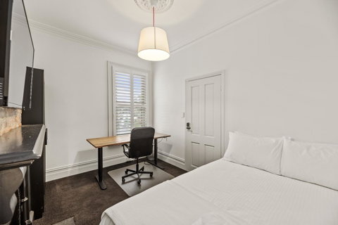 Work Sleep Live Melbourne - Accommodation Georgetown 1