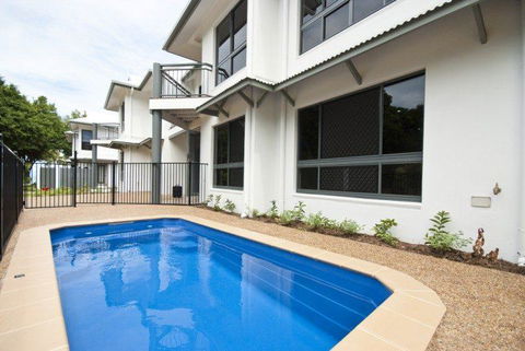 Woodville Beach Townhouse 6 - Accommodation Georgetown 5