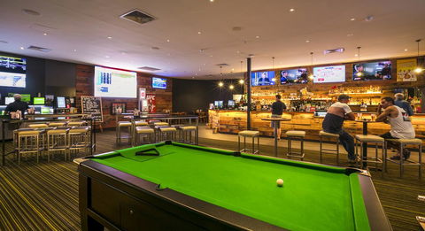 Nightcap At Kawana Waters Hotel - Accommodation Georgetown 6