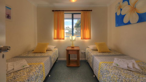 Dolphin Waters - Accommodation Georgetown 9