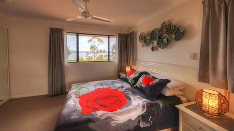 Dolphin Waters - Accommodation Georgetown 4