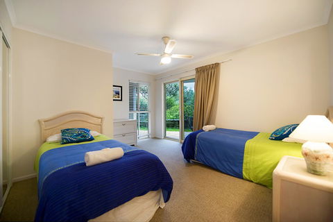 Whale Watch Ocean Beach Resort - Accommodation Georgetown 6
