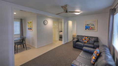 Alex Beach Cabins And Tourist Park - Accommodation Georgetown 9