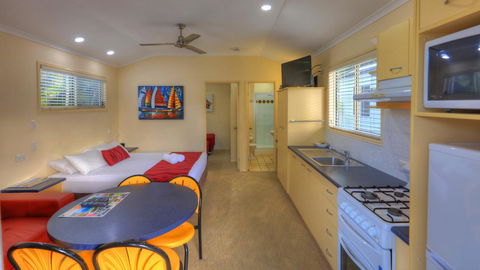 Alex Beach Cabins And Tourist Park - Accommodation Georgetown 11