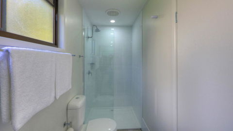 Alex Beach Cabins And Tourist Park - Accommodation Georgetown 28
