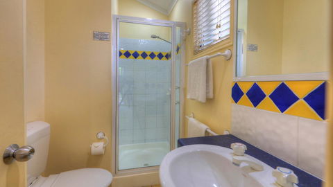 Alex Beach Cabins And Tourist Park - Accommodation Georgetown 3