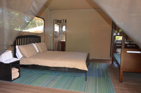 Castaways Moreton Island - Accommodation Georgetown 5