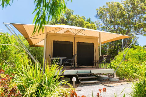 Castaways Moreton Island - Accommodation Georgetown 0