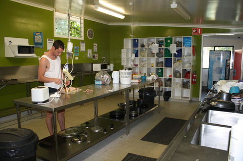 Nomads Airlie Beach - Accommodation Georgetown 12