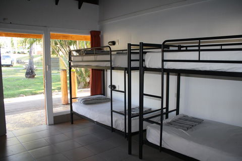 Nomads Airlie Beach - Accommodation Georgetown 1