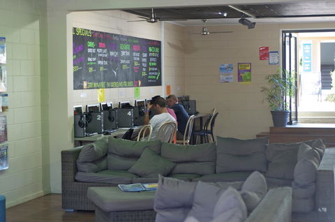 Nomads Airlie Beach - Accommodation Georgetown 25