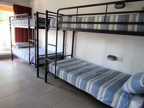 Nomads Airlie Beach - Accommodation Georgetown 7