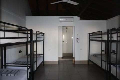 Nomads Airlie Beach - Accommodation Georgetown 23