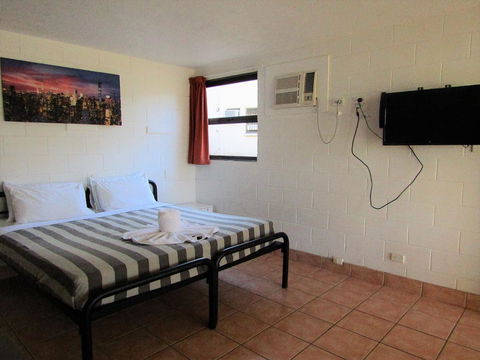 Nomads Airlie Beach - Accommodation Georgetown 14