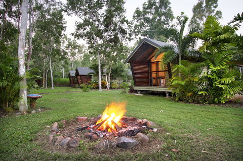 Airlie Beach Eco Cabins - Adults Only - Accommodation Georgetown 1