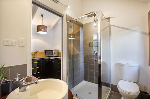 Airlie Beach Eco Cabins - Adults Only - Accommodation Georgetown 30