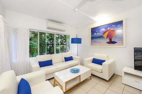 By The Sea Port Douglas - Accommodation Georgetown 0