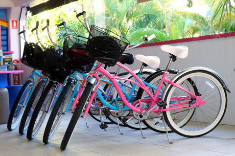 By The Sea Port Douglas - Accommodation Georgetown 6