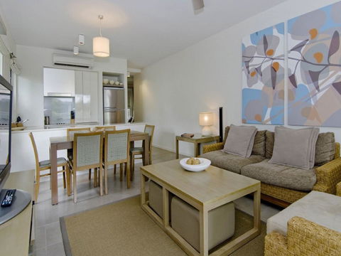 Beach Club Port Douglas Luxury Apartments - Accommodation Georgetown 2