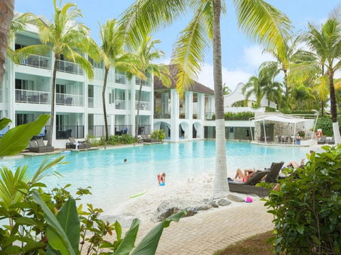 Beach Club Port Douglas Luxury Apartments - Accommodation Georgetown 0